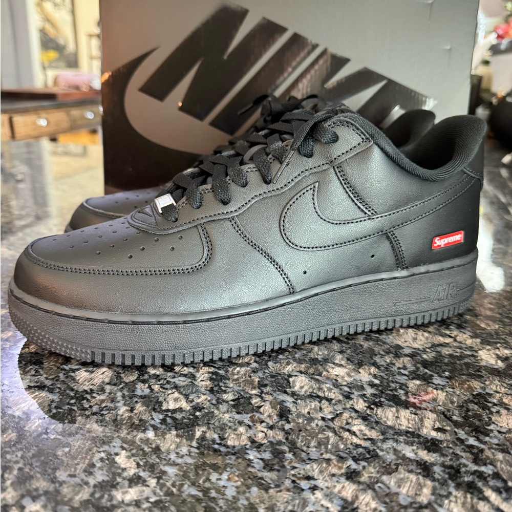 Supreme Box Logo X Nike Air‎ Force 1 Low X Black Sneakers Shoes. NWB Pick Size